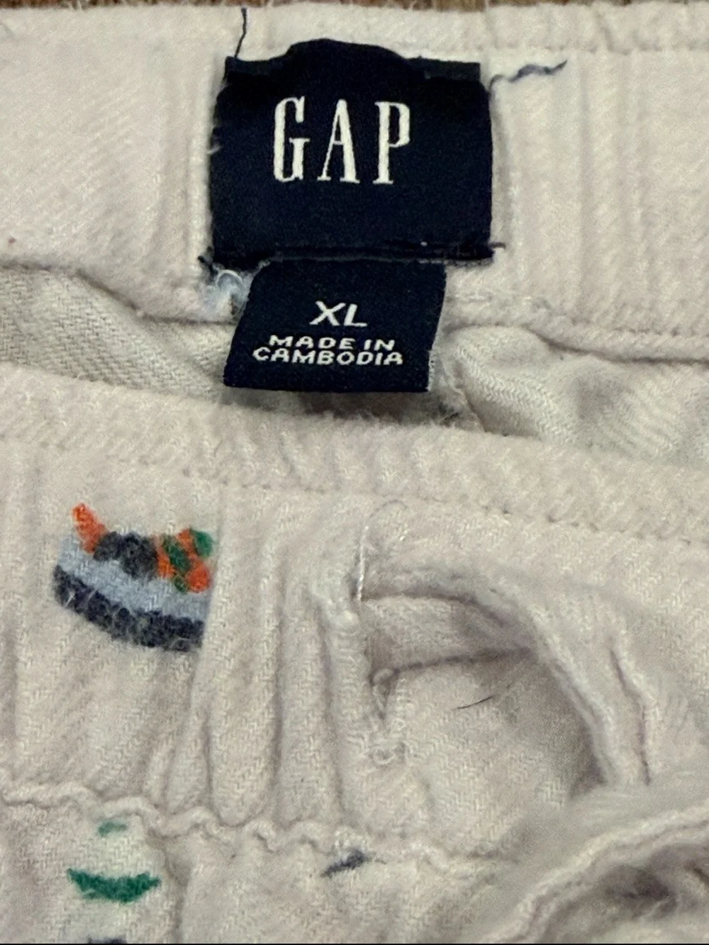 GAP Women’s White Pajama Pants with Blue & Orange Ski Motif Size Extra Large